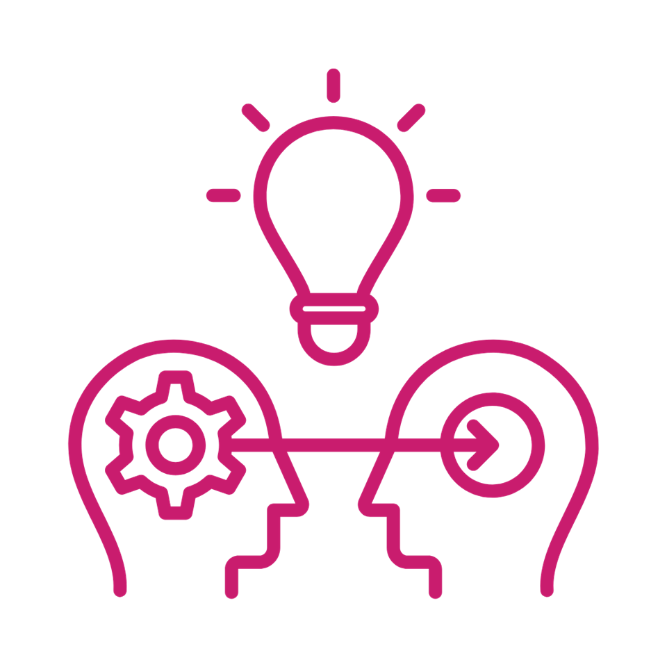 Two outlined human heads face each other. One head contains a gear, the other an arrow, with a line connecting them. Above both is a light bulb, symbolizing idea sharing and collaboration.